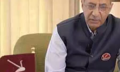 Srinagar रचनात्मक आलोचना पर ध्यान केंद्रित करें Srinagar रचनात्मक आलोचना पर ध्यान केंद्रित करें