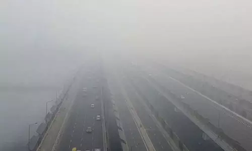 दिल्ली: IMD द्वारा बहुत भारी कोहरे के कारण ऑरेंज चेतावनी जारी