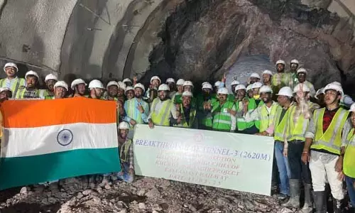 खुर्दा रोड-बोलांगीर रेल लाइन सुरंग में सफलता के साथ आगे बढ़ी