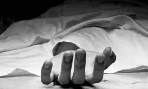 Telangana: पुपालगुडा पहाड़ी पर पुरुष और महिला की हत्या की गई Telangana: पुपालगुडा पहाड़ी पर पुरुष और महिला की हत्या की गई