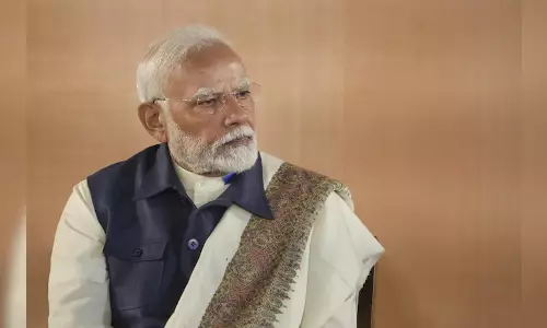 पीएम मोदी का मुंबई दौरा, तीन युद्धपोत करेंगे राष्ट्र को समर्पित पीएम मोदी का मुंबई दौरा, तीन युद्धपोत करेंगे राष्ट्र को समर्पित