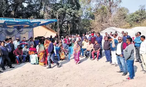 वेतन-अधिकारियों की पुनः नियुक्ति को लेकर श्रमिक अशांति के कारण BSLC में उत्पादन रुका