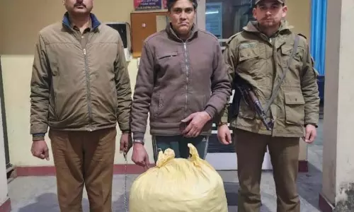 Jammu में 20 किलो अफीम के साथ ड्रग तस्कर गिरफ्तार