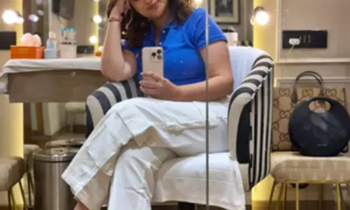 Parineeti Chopra ने अपनी शूटिंग डायरियों की झलक दिखाई