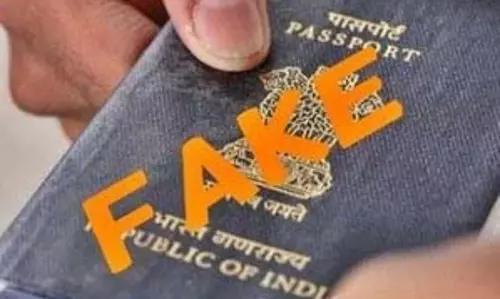 Bengal फर्जी पासपोर्ट मामला: ED ने कोलकाता पुलिस से जानकारी एकत्र की Bengal फर्जी पासपोर्ट मामला: ED ने कोलकाता पुलिस से जानकारी एकत्र की