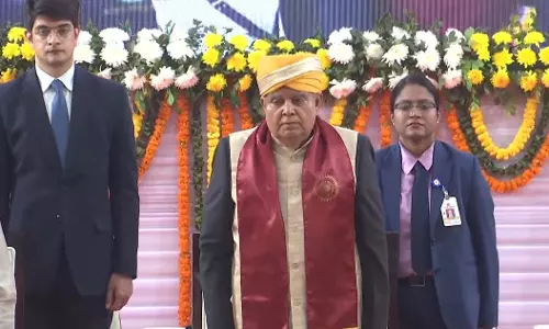 बिलासपुर पहुंचे उप राष्ट्रपति जगदीप धनखड़ का CM साय ने किया स्वागत बिलासपुर पहुंचे उप राष्ट्रपति जगदीप धनखड़ का CM साय ने किया स्वागत