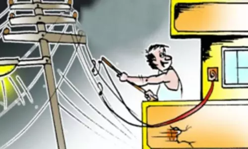 Sahibganj: बिजली तार चोरी के आरोप में 3 गिरफ्तार