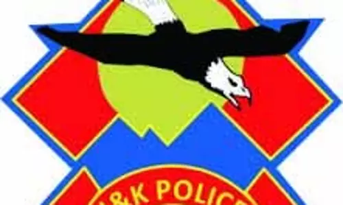Srinagar में सांप्रदायिक अशांति भड़काने के आरोप में 6 लोग हिरासत में लिए गए