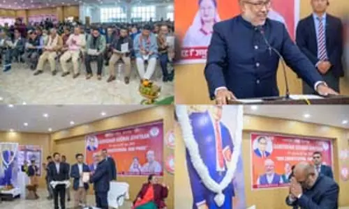 CM ने मणिपुर के कांग्रेस सांसदों पर राज्य के मुद्दों पर चुप्पी साधने का आरोप लगाया CM ने मणिपुर के कांग्रेस सांसदों पर राज्य के मुद्दों पर चुप्पी साधने का आरोप लगाया