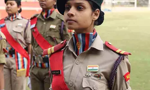 राज्यपाल ने NCC साइकिल रैली को हरी झंडी दिखाई