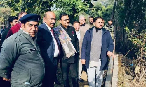 Rana ने परियोजनाओं के क्रियान्वयन में अनावश्यक देरी के प्रति अधिकारियों को आगाह किया Rana ने परियोजनाओं के क्रियान्वयन में अनावश्यक देरी के प्रति अधिकारियों को आगाह किया