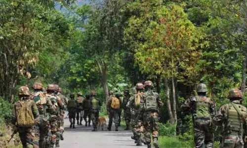 Manipur : संदिग्ध सशस्त्र उग्रवादियों ने इंफाल पश्चिम में ड्रोन हमला किया