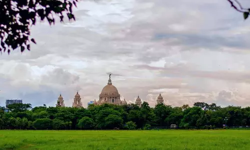 West Bengal: शहर के सर्वेक्षण में खेतों में लकड़ी का कोयला जलाने का आदेश
