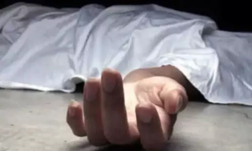 Barabanki: जर्जर मकान की छत गिरने से मलबे में दबकर व्यक्ति की मौत Barabanki: जर्जर मकान की छत गिरने से मलबे में दबकर व्यक्ति की मौत