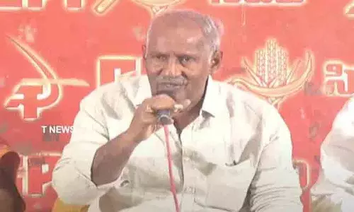 सीपीआई MLA Sambasiva Rao को ‘अनुचित’ चुनावी हलफनामे को लेकर हाईकोर्ट में मुकदमे का सामना करना पड़ेगा सीपीआई MLA Sambasiva Rao को ‘अनुचित’ चुनावी हलफनामे को लेकर हाईकोर्ट में मुकदमे का सामना करना पड़ेगा