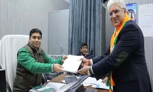 दिल्ली चुनाव: BJP उम्मीदवार कैलाश गहलोत ने बिजवासन विधानसभा क्षेत्र से नामांकन दाखिल किया