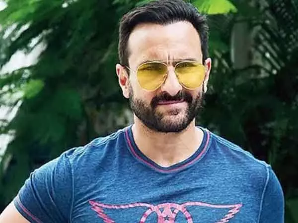 घर में घुसे व्यक्ति से हाथापाई के दौरान Saif Ali Khan घायल, पुलिस जांच कर रही