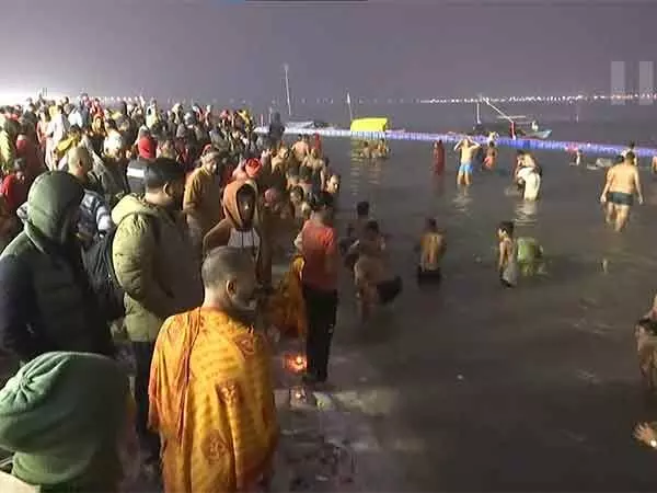 Maha Kumbh: 10 देशों का 21 सदस्यीय दल पवित्र स्नान के लिए तैयार