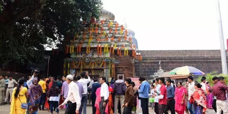 Odisha के लिंगराज मंदिर में सेवकों का विवाद सुलझने के बाद अनुष्ठान फिर से शुरू होंगे