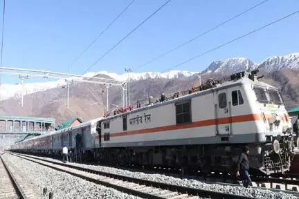 Katra and Banihal  के बीच जल्द दौड़ेगी ट्रेन, CRS से मिली मंजूरी