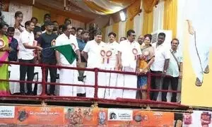 उदयनिधि स्टालिन ने Madurai में अलंगनल्लूर जल्लीकट्टू का उद्घाटन किया