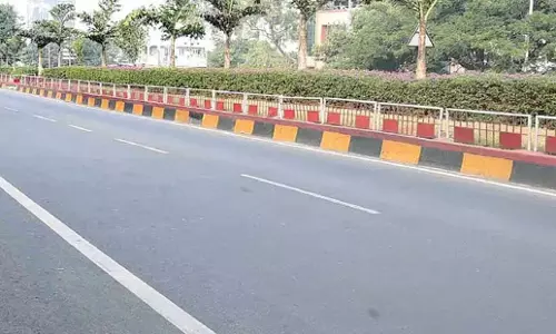 Andhra: गुंटूर में राष्ट्रीय राजमार्ग परियोजनाओं में तेजी Andhra: गुंटूर में राष्ट्रीय राजमार्ग परियोजनाओं में तेजी
