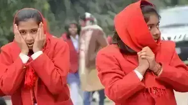 Lucknow: खराब मौसम को देखते हुए 8वीं तक के सभी स्कूल बंद रहेंगे Lucknow: खराब मौसम को देखते हुए 8वीं तक के सभी स्कूल बंद रहेंगे