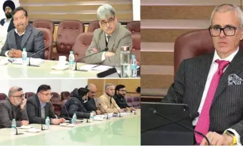 मुख्यमंत्री उमर अब्दुल्ला ने शहरी अल्पायु के लिए योजनाबद्ध विकास पर जोर दिया मुख्यमंत्री उमर अब्दुल्ला ने शहरी अल्पायु के लिए योजनाबद्ध विकास पर जोर दिया