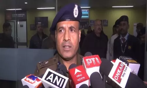 West Bengal: पंजीपारा में आरोपी द्वारा की गई गोलीबारी में दो पुलिसकर्मी घायल, भाग निकला