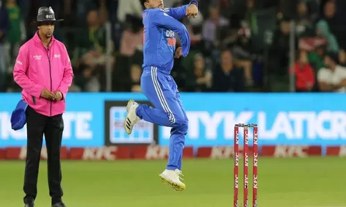 Kuldeep Yadav ने व्हाइट-बॉल के महत्वपूर्ण सीज़न से पहले गेंदबाजी शुरू की