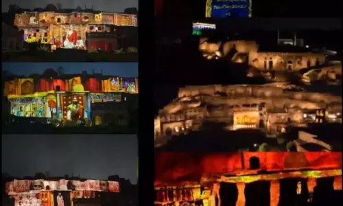 Golconda किले को लाइट एंड साउंड शो के साथ एक शानदार शाम का मेकओवर मिला Golconda किले को लाइट एंड साउंड शो के साथ एक शानदार शाम का मेकओवर मिला