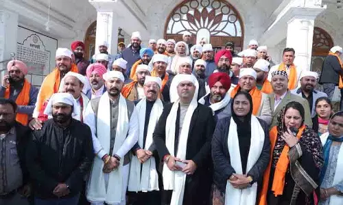 Bhagat, मेयर ने गुरु रविदास धाम में मत्था टेका