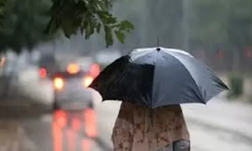 Kanpur: गलन भरी सर्दी से लोग परेशान, मौसम विभाग ने बूंदाबादी की जताई आशंका Kanpur: गलन भरी सर्दी से लोग परेशान, मौसम विभाग ने बूंदाबादी की जताई आशंका