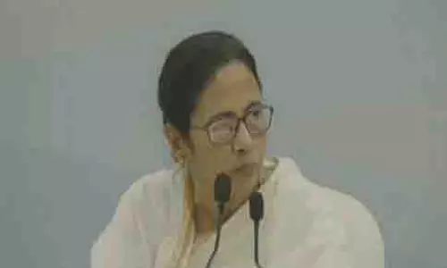 अभिनेता Saif Ali Khan पर हमले के बाद ममता बनर्जी ने न्याय की उम्मीद जताई अभिनेता Saif Ali Khan पर हमले के बाद ममता बनर्जी ने न्याय की उम्मीद जताई