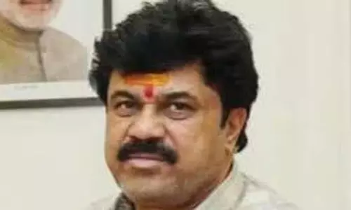 वसूली मामले में मुख्य संदिग्ध Valmik Karad ने बकाया संपत्ति कर चुकाया वसूली मामले में मुख्य संदिग्ध Valmik Karad ने बकाया संपत्ति कर चुकाया