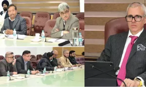 CM उमर अब्दुल्ला ने योजनाबद्ध विकास के लिए शहरी नियोजन रणनीतियों को अपनाने पर जोर दिया