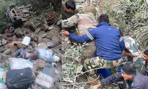 Meghalaya : कलैन में वाहन खाई में गिरने से तीन लोगों की मौत