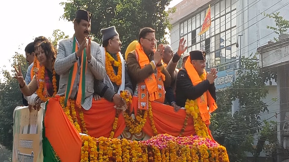 Haldwani:  सीएम धामी का रोड शो, उमड़ी समर्थकों की भीड़