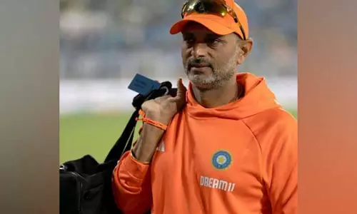 शितांशु कोटक सहायक बल्लेबाजी कोच के रूप में टीम इंडिया से जुड़ेंगे: BCCI स्रोत शितांशु कोटक सहायक बल्लेबाजी कोच के रूप में टीम इंडिया से जुड़ेंगे: BCCI स्रोत