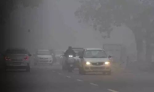 घने कोहरे के कारण Chandigarh हवाई अड्डे पर उड़ान परिचालन प्रभावित घने कोहरे के कारण Chandigarh हवाई अड्डे पर उड़ान परिचालन प्रभावित