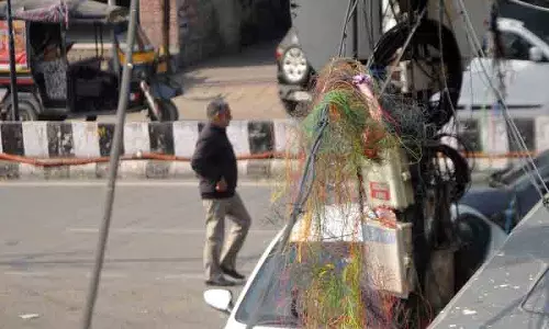 Amritsar: छह वर्षीय बच्चे की मौत प्रतिबंधित पतंग के मांझे से बिजली के झटके के खतरे को दर्शाती