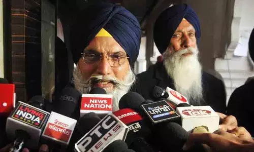 असंतुष्ट Akali Dal के नेताओं ने फिर जत्थेदार से मुलाकात की