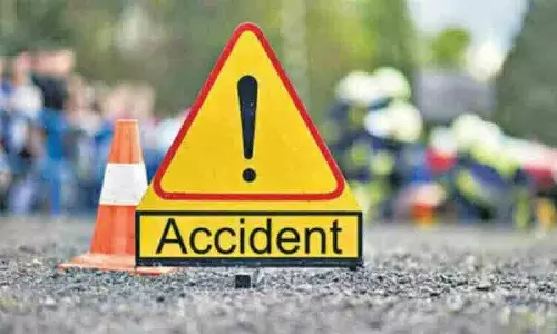 Yadadri Bhongir के एक ही परिवार के चार लोगों की महाराष्ट्र में दुर्घटना में मौत Yadadri Bhongir के एक ही परिवार के चार लोगों की महाराष्ट्र में दुर्घटना में मौत