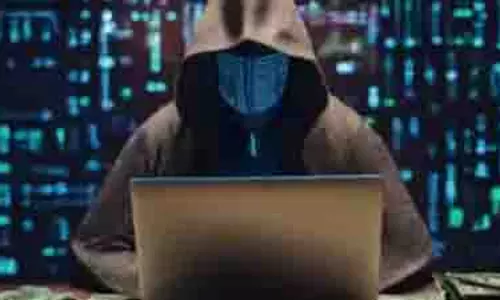 Digital arrest : जालसाजों ने पूर्व प्रिंसिपल को 5 दिनों तक डराए-धमकाए रखा, 47 लाख रुपये ऐंठ लिए