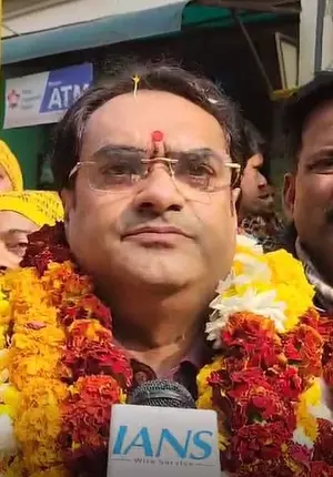 दिल्ली चुनाव : सुल्तानपुर माजरा के आप उम्मीदवार मुकेश अहलावत ने किया 60 हजार वोट से जीत का दावा दिल्ली चुनाव : सुल्तानपुर माजरा के आप उम्मीदवार मुकेश अहलावत ने किया 60 हजार वोट से जीत का दावा