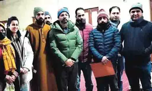 स्वास्थ्य एवं परिवार कल्याण विभाग ने कारीगरों के बीच कानी लूम, नमः उपकरण वितरित किए स्वास्थ्य एवं परिवार कल्याण विभाग ने कारीगरों के बीच कानी लूम, नमः उपकरण वितरित किए