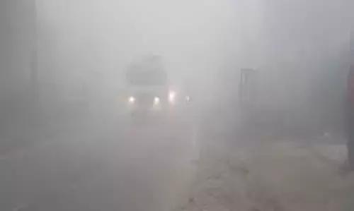 Prayagraj Weather : भारी बारिश और घने कोहरे का ऑरेंज अलर्ट जारी