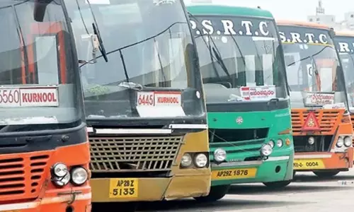 Andhra: आंध्र प्रदेश ने उगादी से महिलाओं के लिए मुफ्त बस यात्रा की योजना बनाई