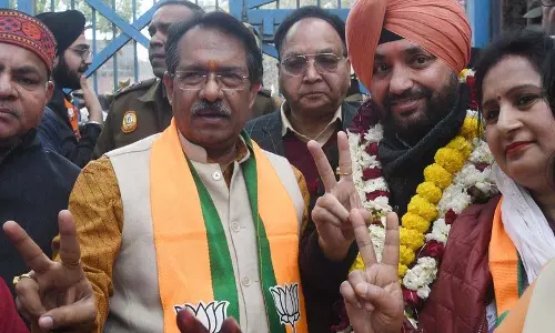 लोग ‘भ्रष्ट आप सरकार को बाहर का रास्ता दिखाएंगे’: Khattar लोग ‘भ्रष्ट आप सरकार को बाहर का रास्ता दिखाएंगे’: Khattar