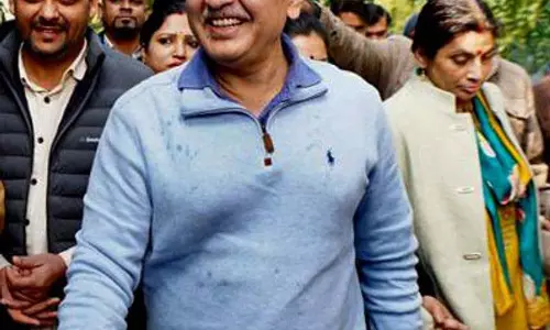 आप नेता सिसौदिया, गोपाल, भारद्वाज ने नामांकन दाखिल किया आप नेता सिसौदिया, गोपाल, भारद्वाज ने नामांकन दाखिल किया